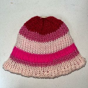 Beautiful beanie for little girls handmade crochet, New five dollars